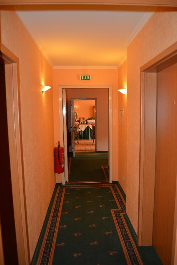 Hotel Alter Kutschenbauer - Wernigerode Bagian luar foto